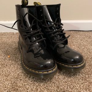 Dr marten boots size 9 brand new
